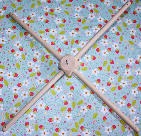 TOMNI design n two green pears DIY Wooden Mobile Hangers Assembly Tutorial