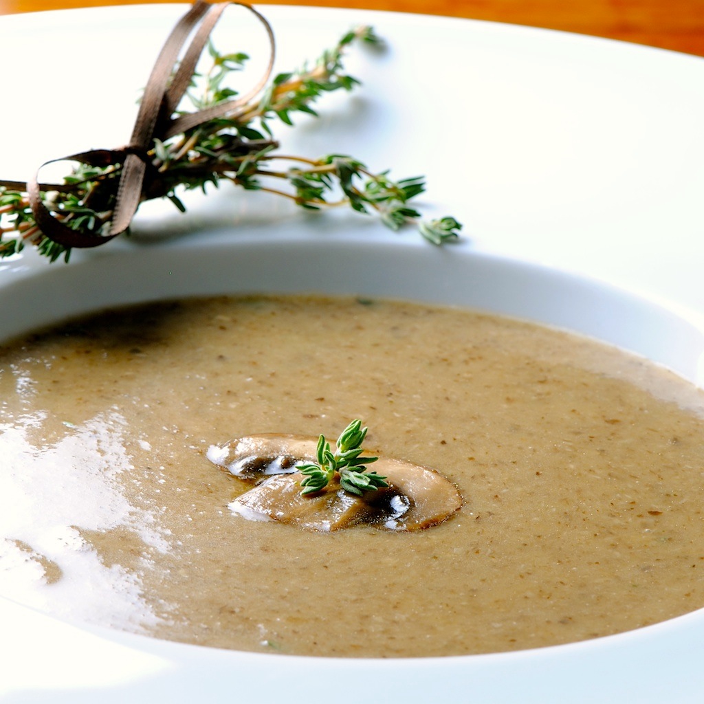 JULES FOOD... Baby Bella, Shiitake Mushroom Soup...(non dairy)