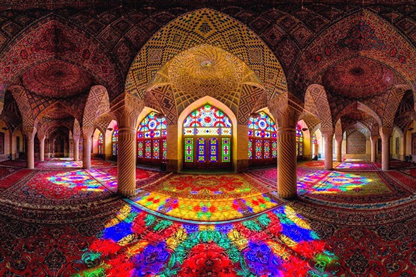 nasir-al-mulk-mosque-shiraz-iran-01.jpg