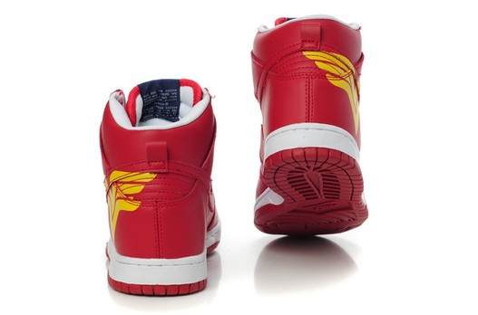 wonder woman nikes