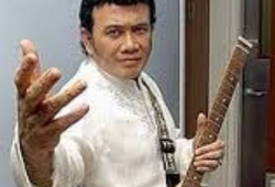 Lirik Lagu Rhoma Irama Dawai Asmara Lirik Lagu Dangdut