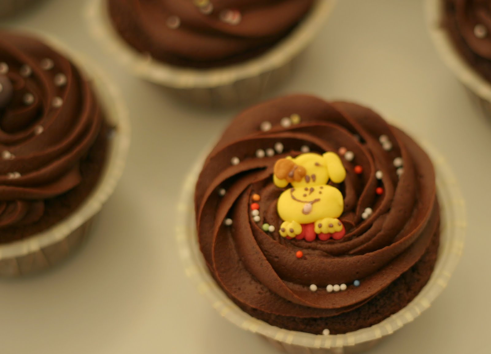 Marias Salt og Søtt Sjokolademuffins med glasur (Chocolate cupcakes)