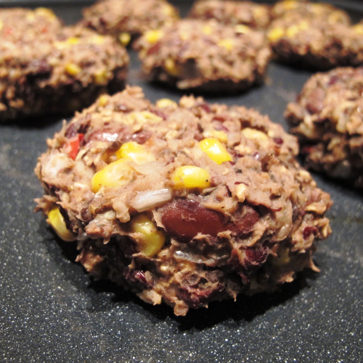 Eatomaniac ) Lentil Kidney Bean Burger Patties