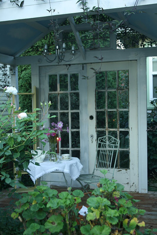 Mod Vintage Life Garden Rooms