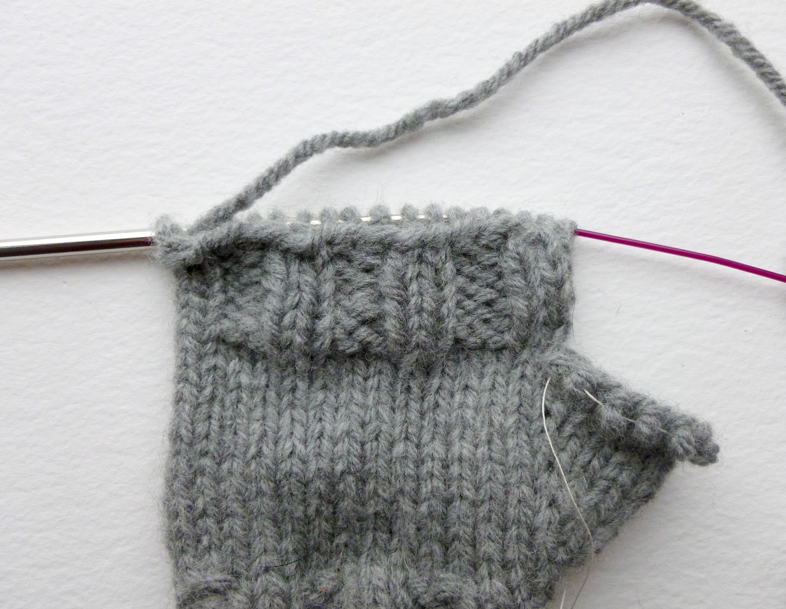 Winwick Mum: Split Mittens - free pattern and tutorial