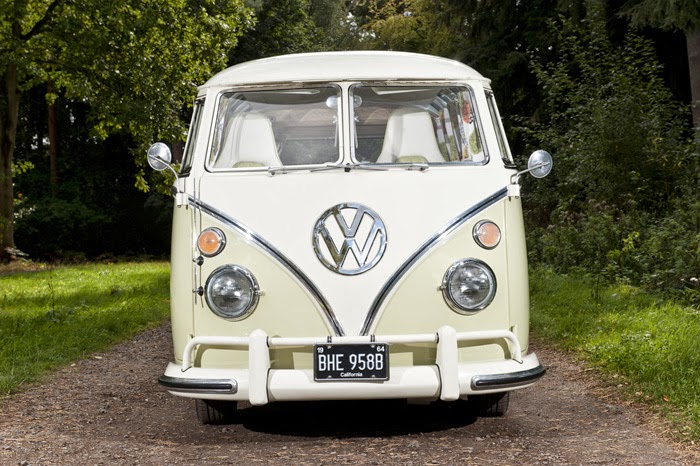 1964 Volkswagen Camper 21 Window Samba Deluxe | Auto Restorationice