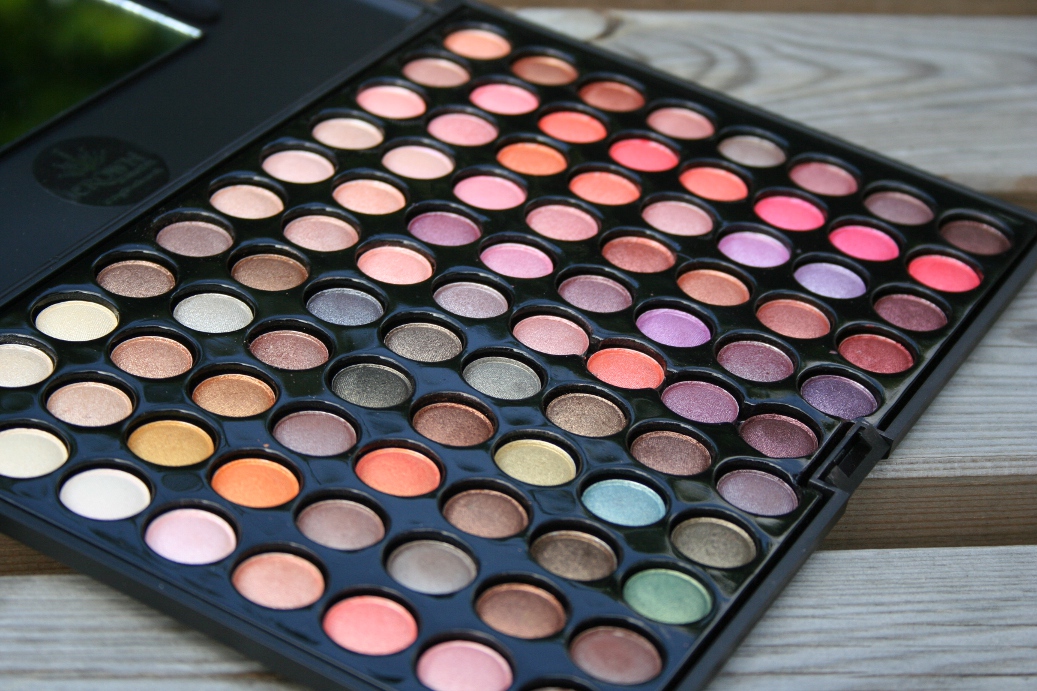 Manly- 120 Eyeshadow Palette - Reviews