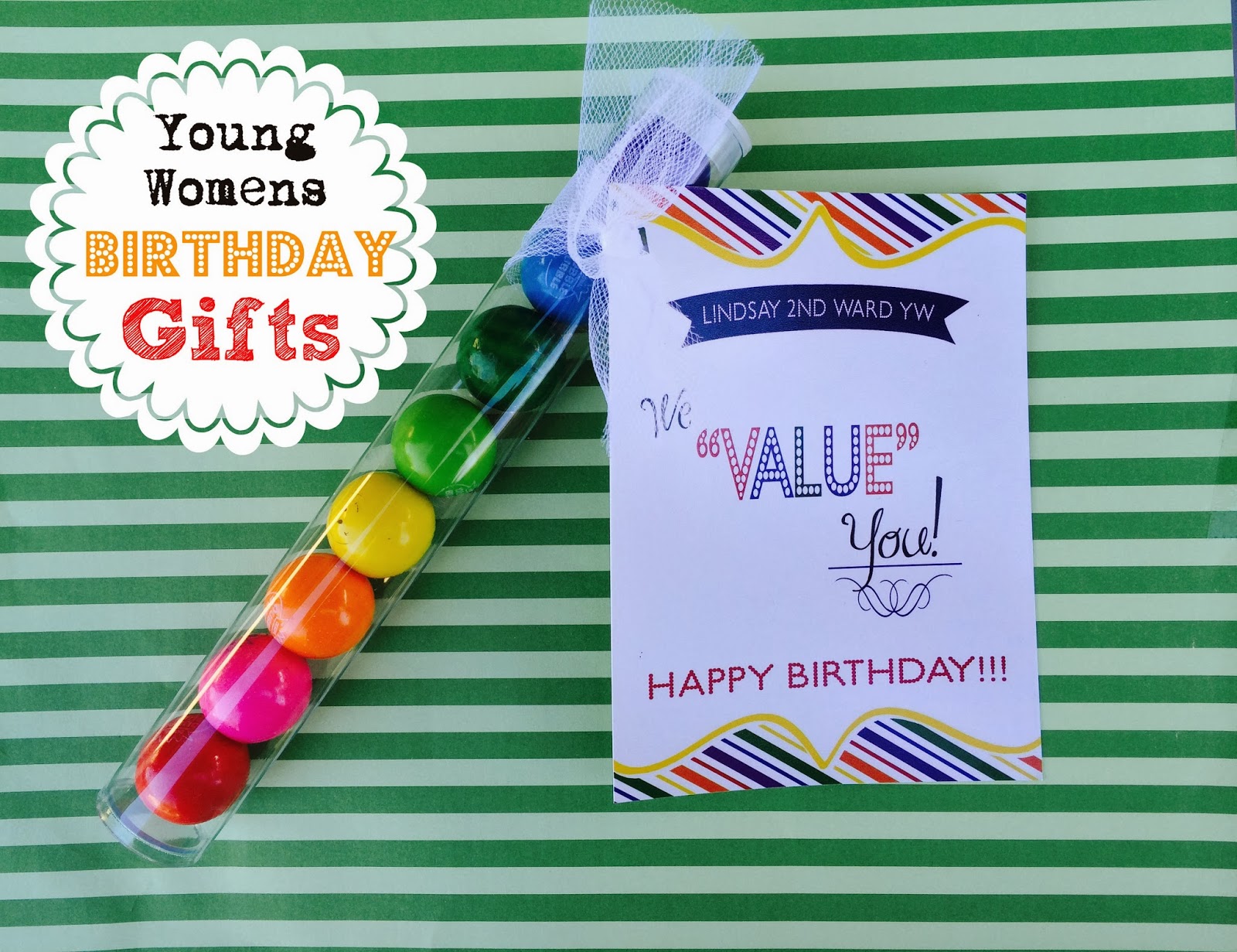 Young Womens Birthday Gift idea with FREE printable.