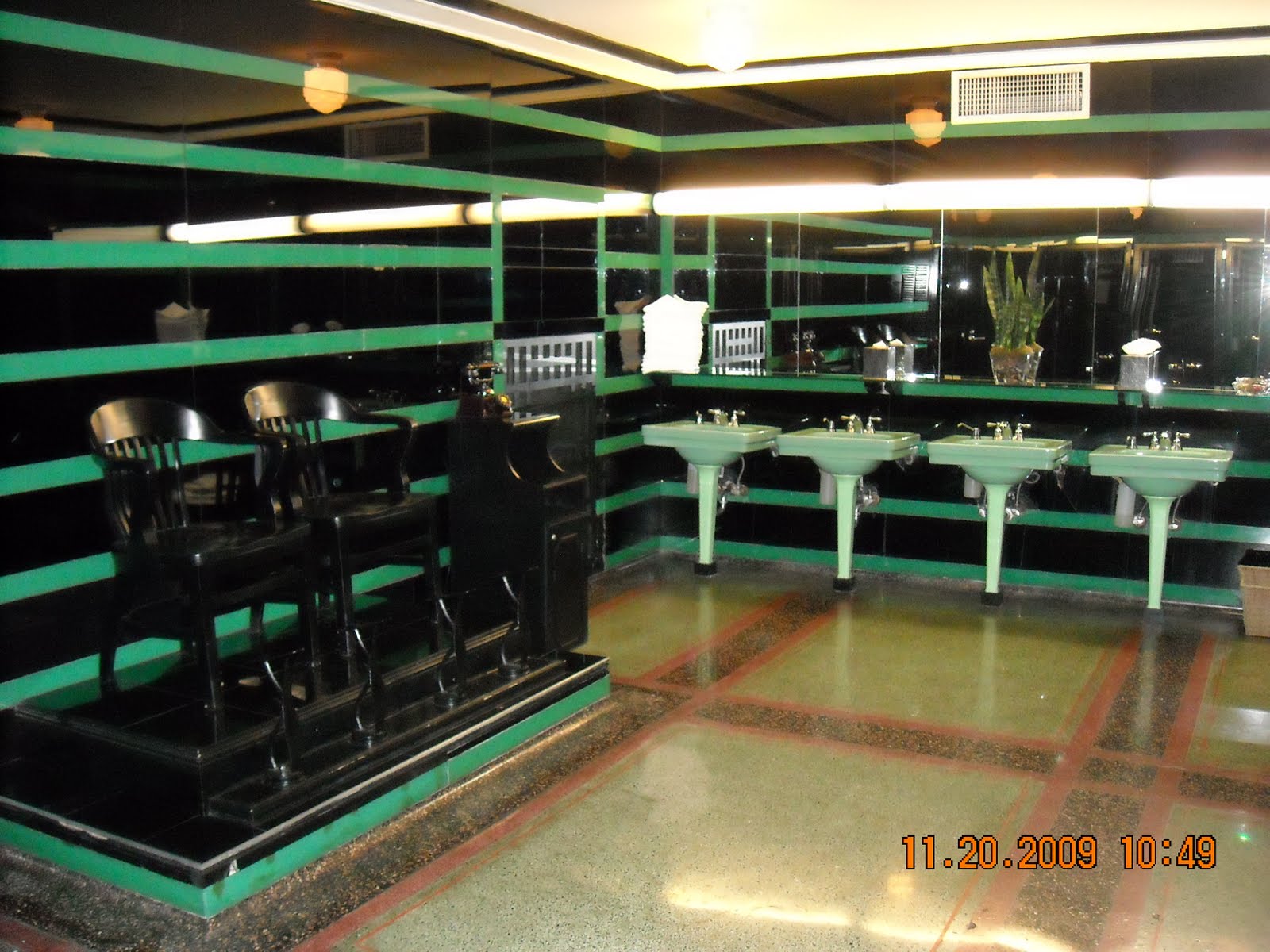 Hermitage Hotel Bathroom