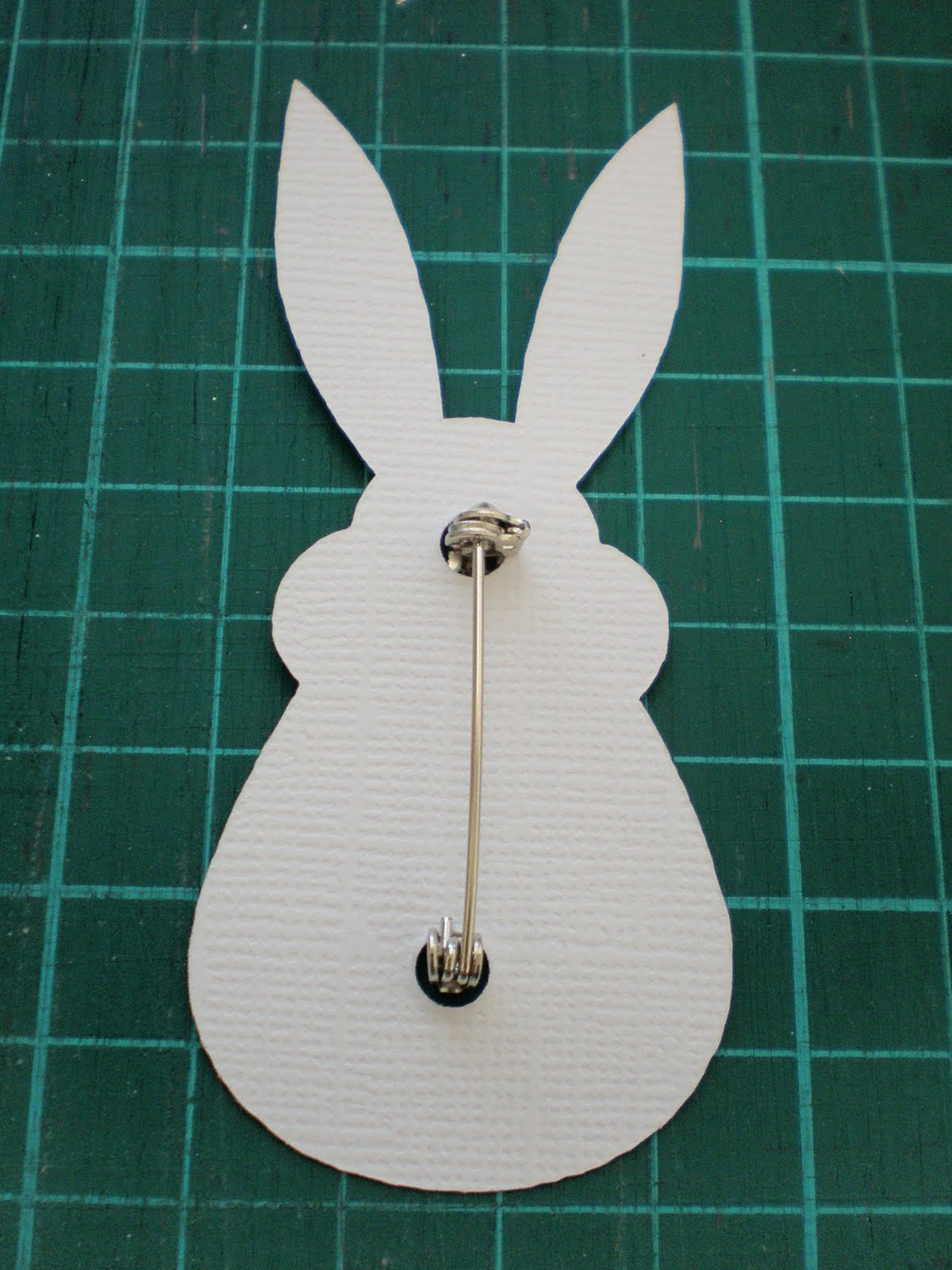 JK Creations Super Easy Easter Bunny Badge Tutorial