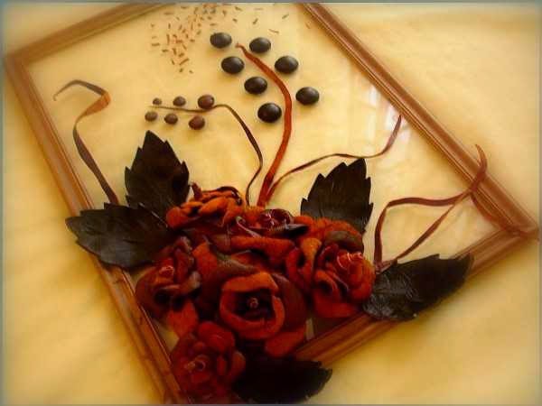 Handmade decoration from recycling leather scrap