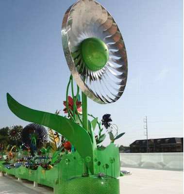 Generator Tenaga Surya Yang Berbetuk Bunga [ www.BlogApaAja.com ]