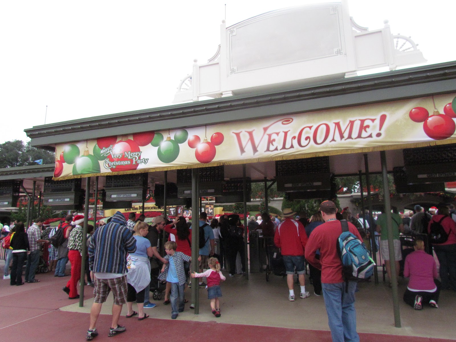 Wat Disney World's Mickey's Very Merry Christmas Party Tips from the