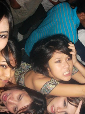 Kumpulan Foto Cewek Seksi Pada Dugem | Tante Srikandi