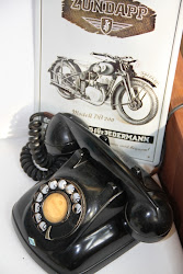 Telephone2
