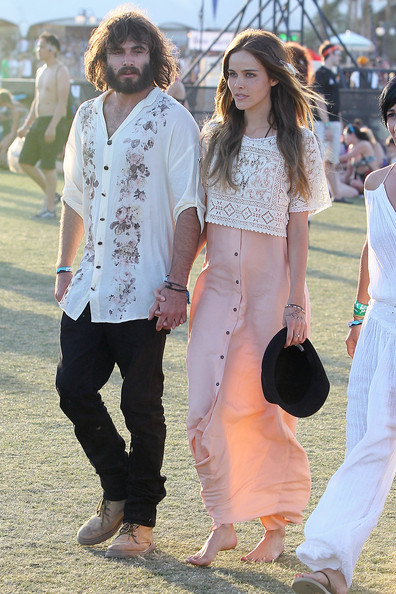 Angus Stone Isabel Lucas