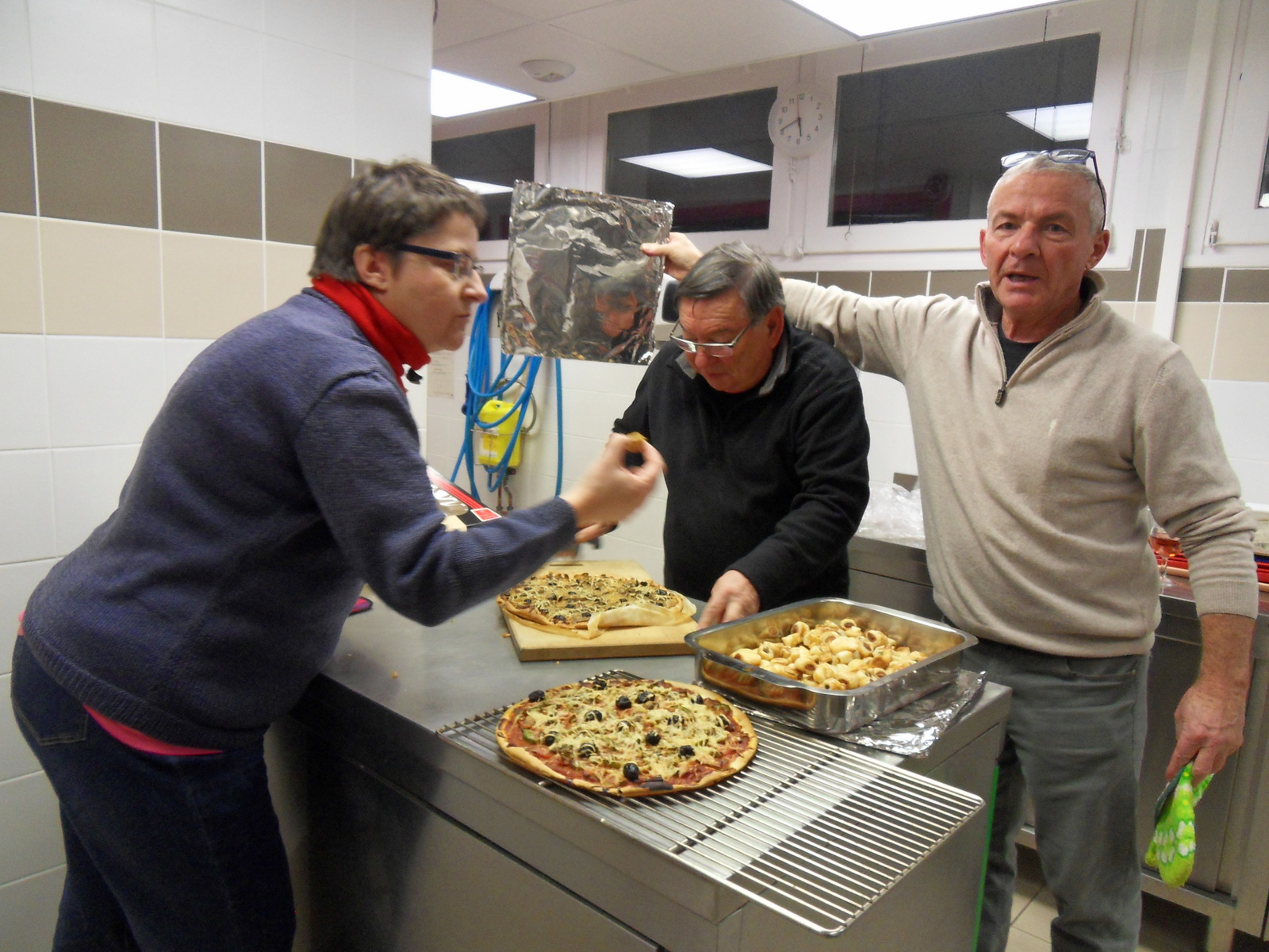 On s'active dans la cuisine