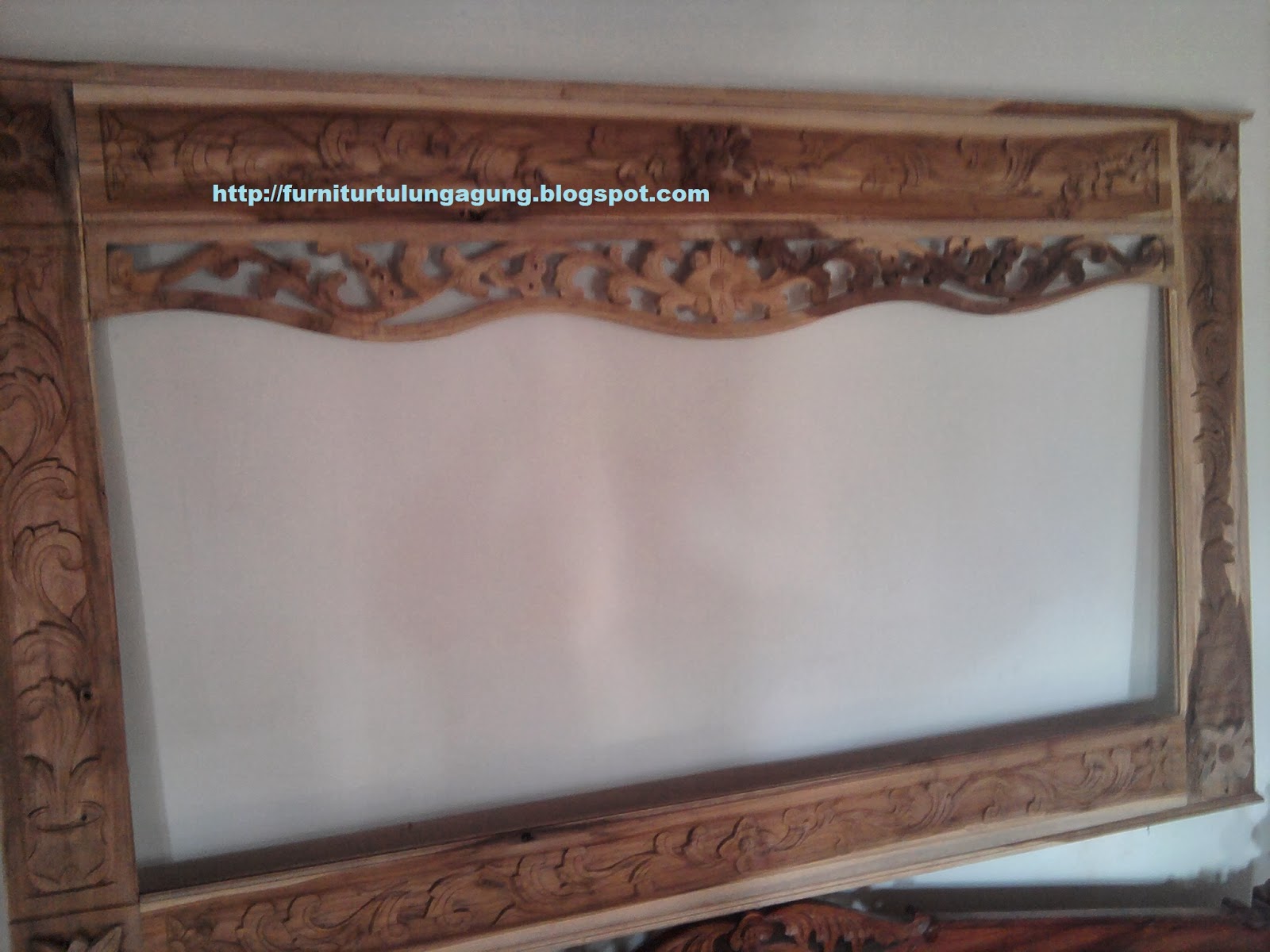 furnitur tulungagung melayani berbagai jenis furnitur ukir figura gantung cermin rias clasik furnitur tulungagung melayani berbagai jenis furnitur ukir figura gantung cermin rias clasik