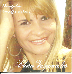 Cantora Clara Vasconcelos