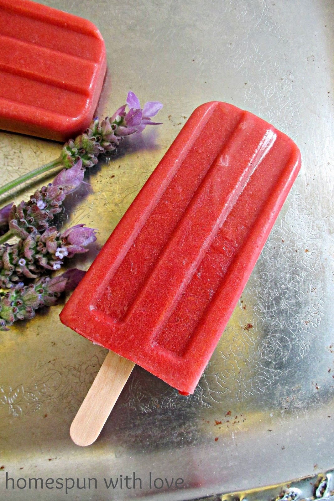 Homespun With Love: Strawberry Pineapple Smoothie Popsicles