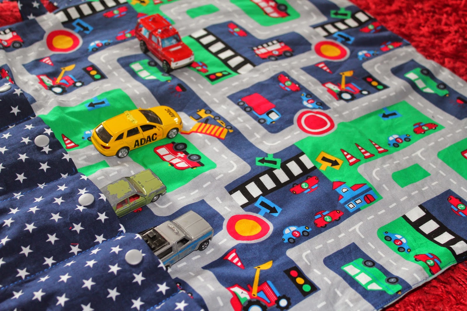 caroku: Autogarage für den Kleinen