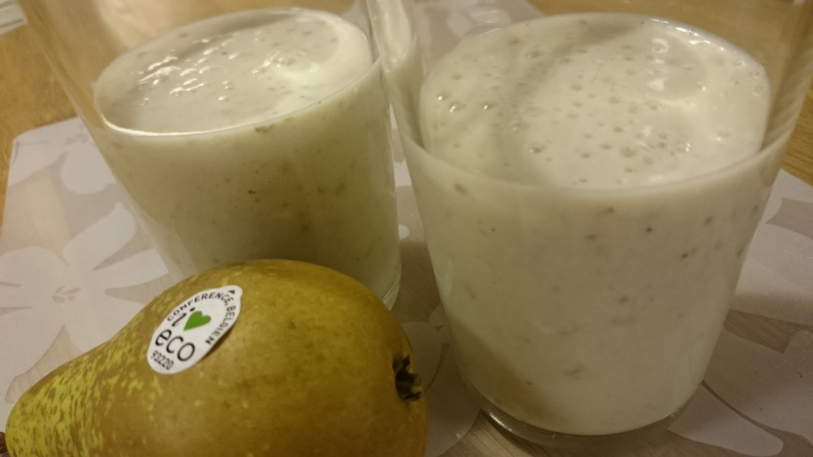 smoothie päron banan smoothie päron banan