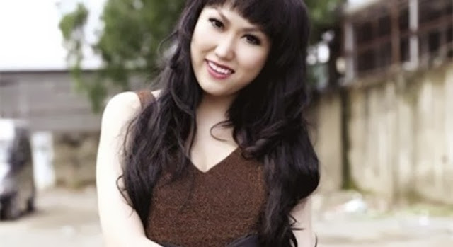 Phi Thanh Vân: ‘tôi mất trinh khi 20 tuổi’