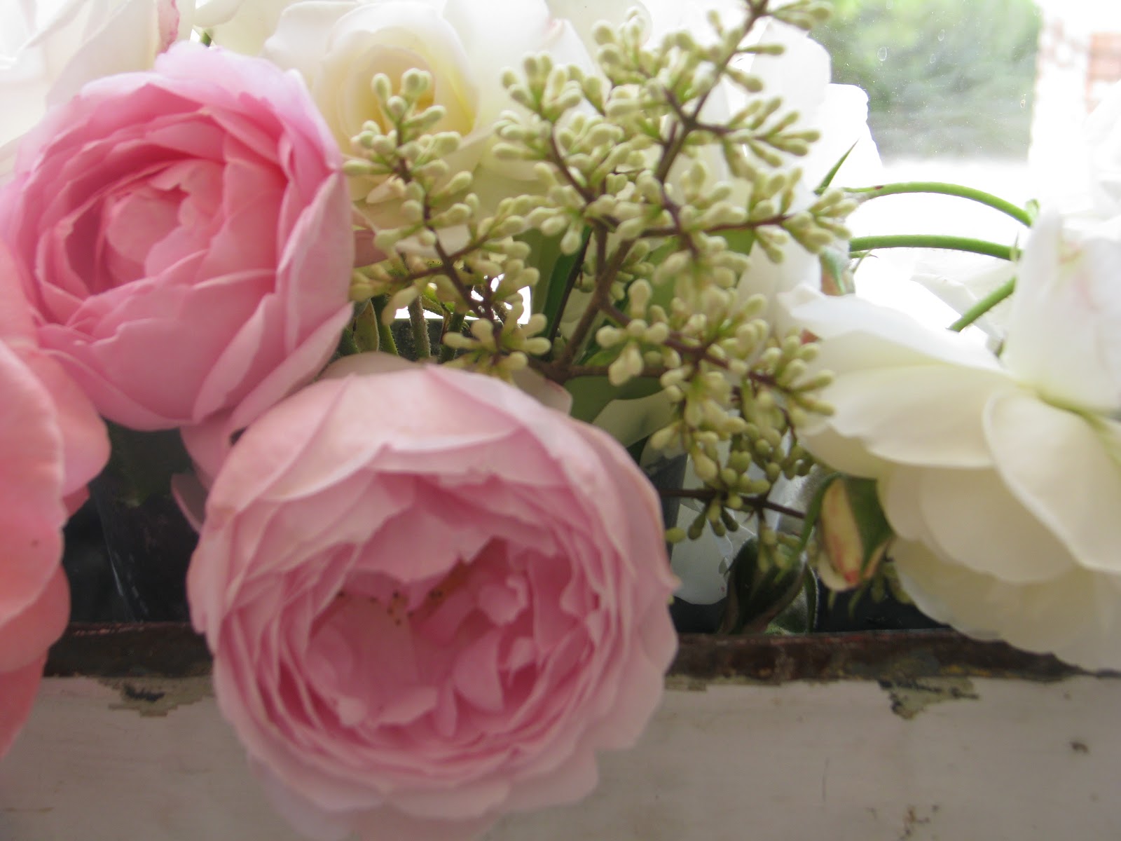 Mothers Day Garden Party White Ironstone Cottage