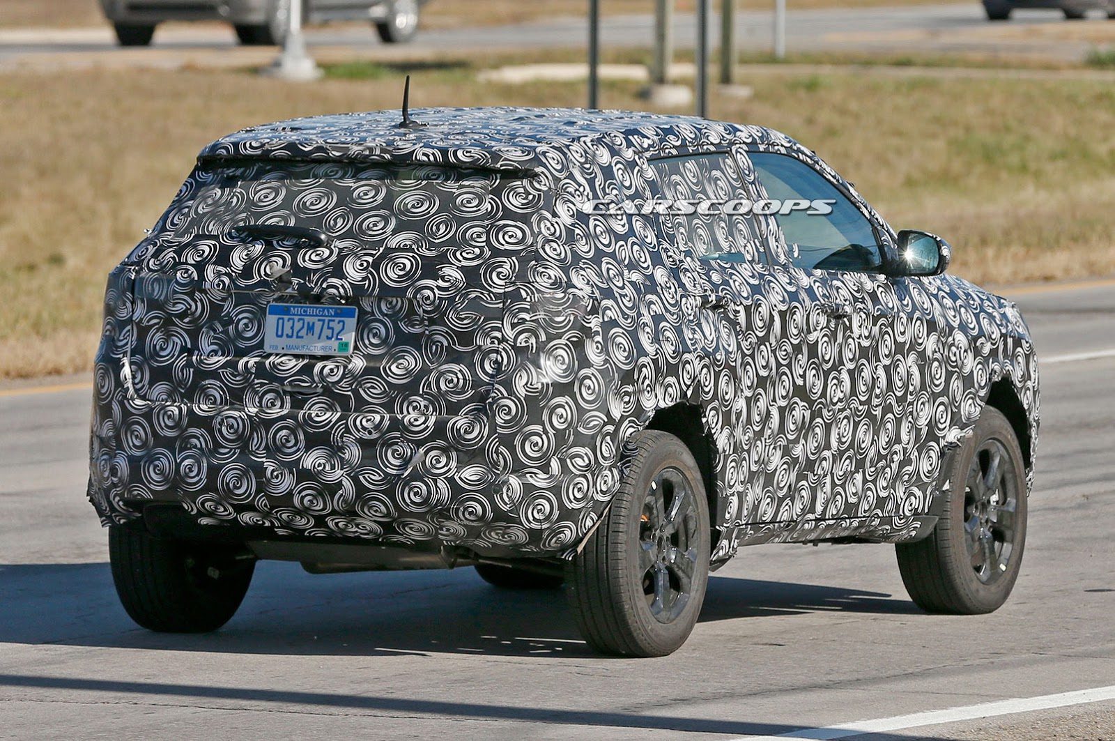 Jeep-CUV-7.jpg