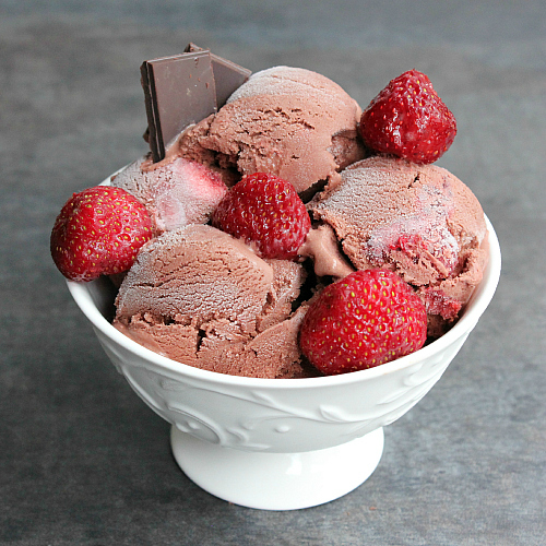 love, laurie chocolate strawberry ice cream
