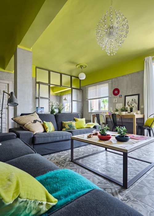 UNA CASA QUE INVITA A QUEDARSE [] HOUSE THAT INVITES TO STAY