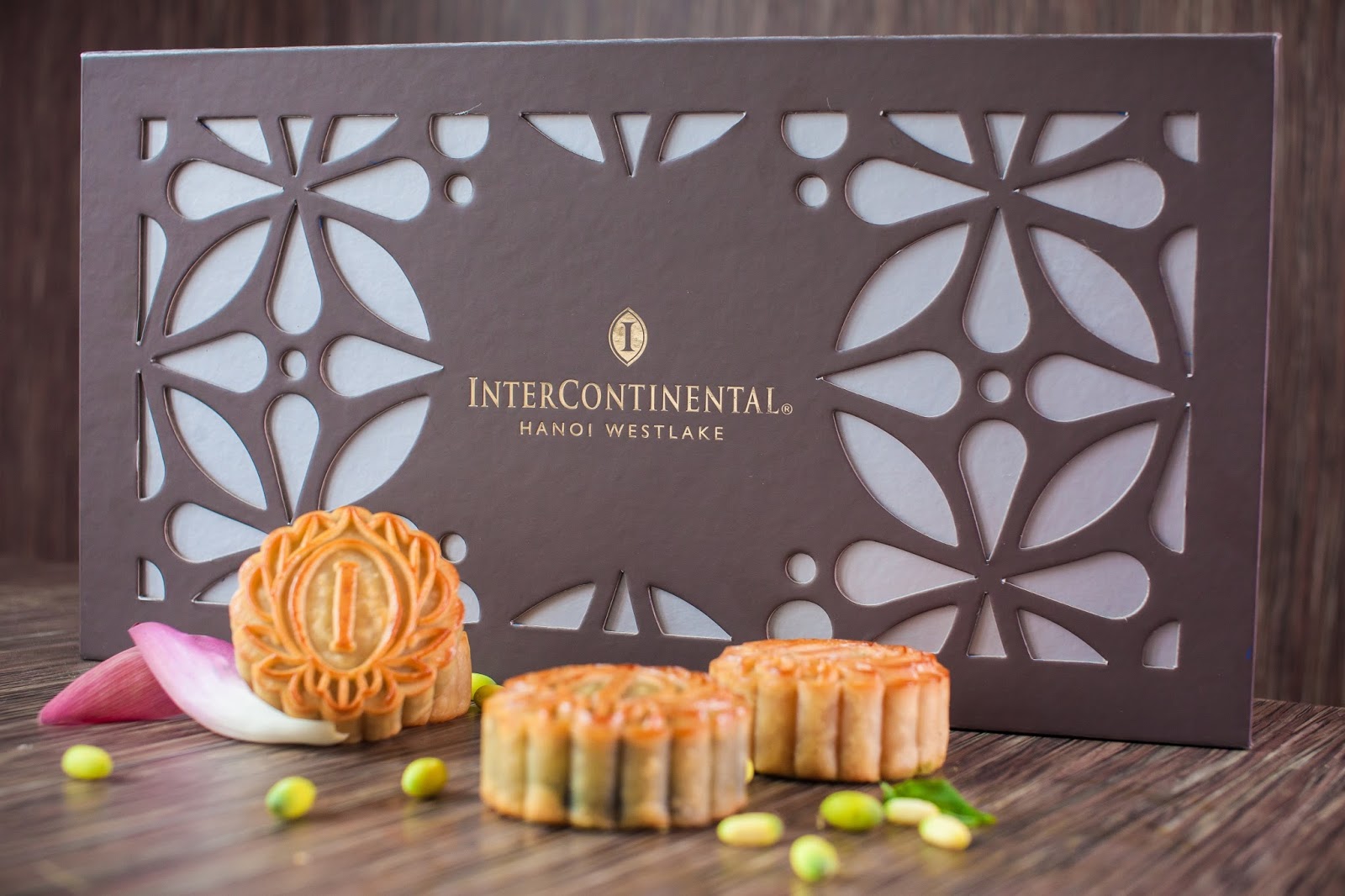 Ưu đãi khi mua bánh Trung thu Intercontinental Hanoi 5 172