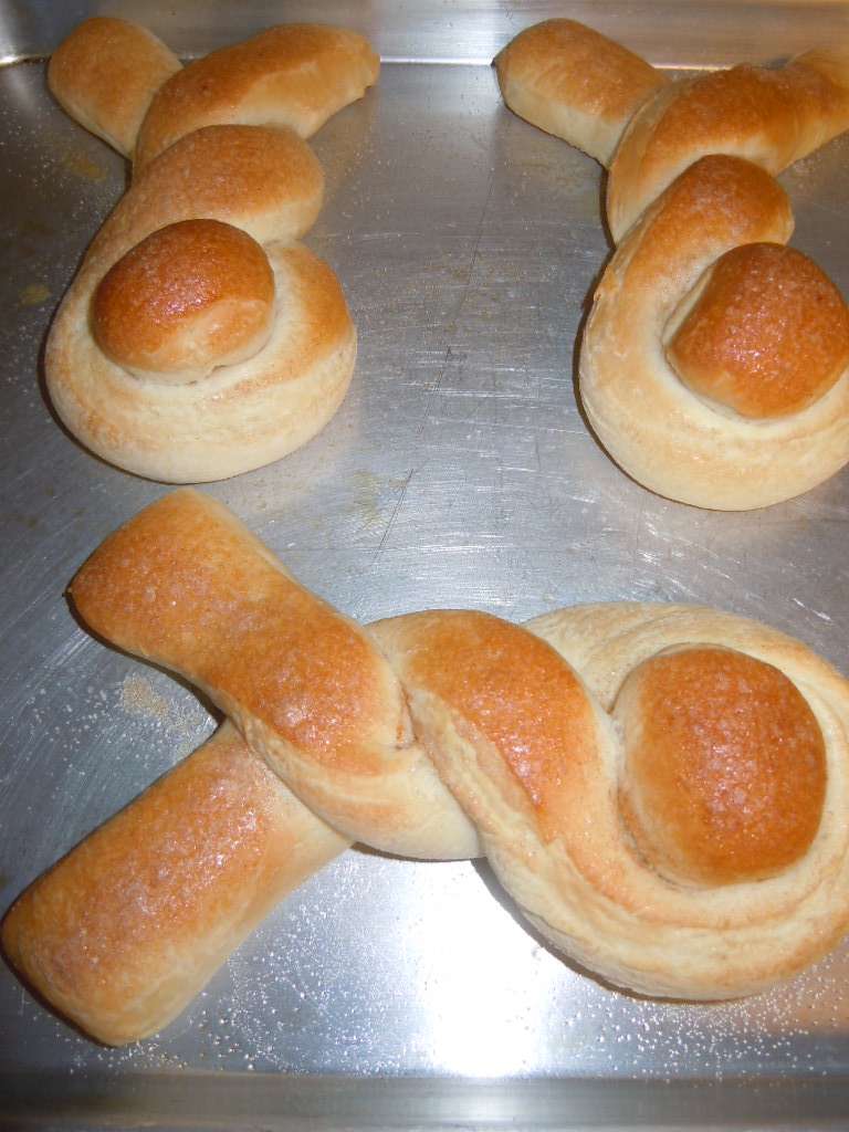 Won in the Oven: Easter Bunny Buns