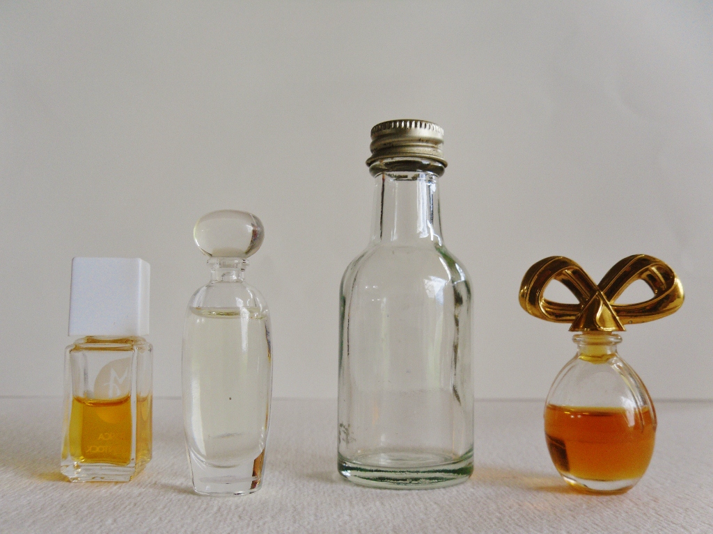 sketchy notions Miniature Bud Vase DIY