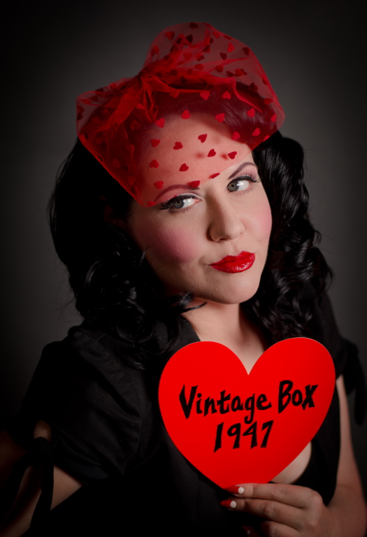 sweetheart veil giveaway from vintage box 1947 va voom vintage