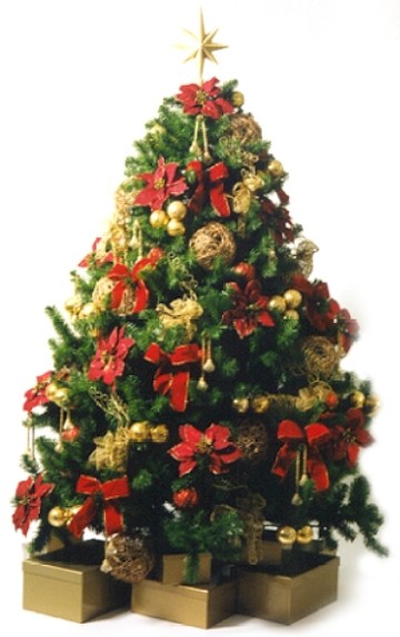 Елка с красными и золотыми шарами фото