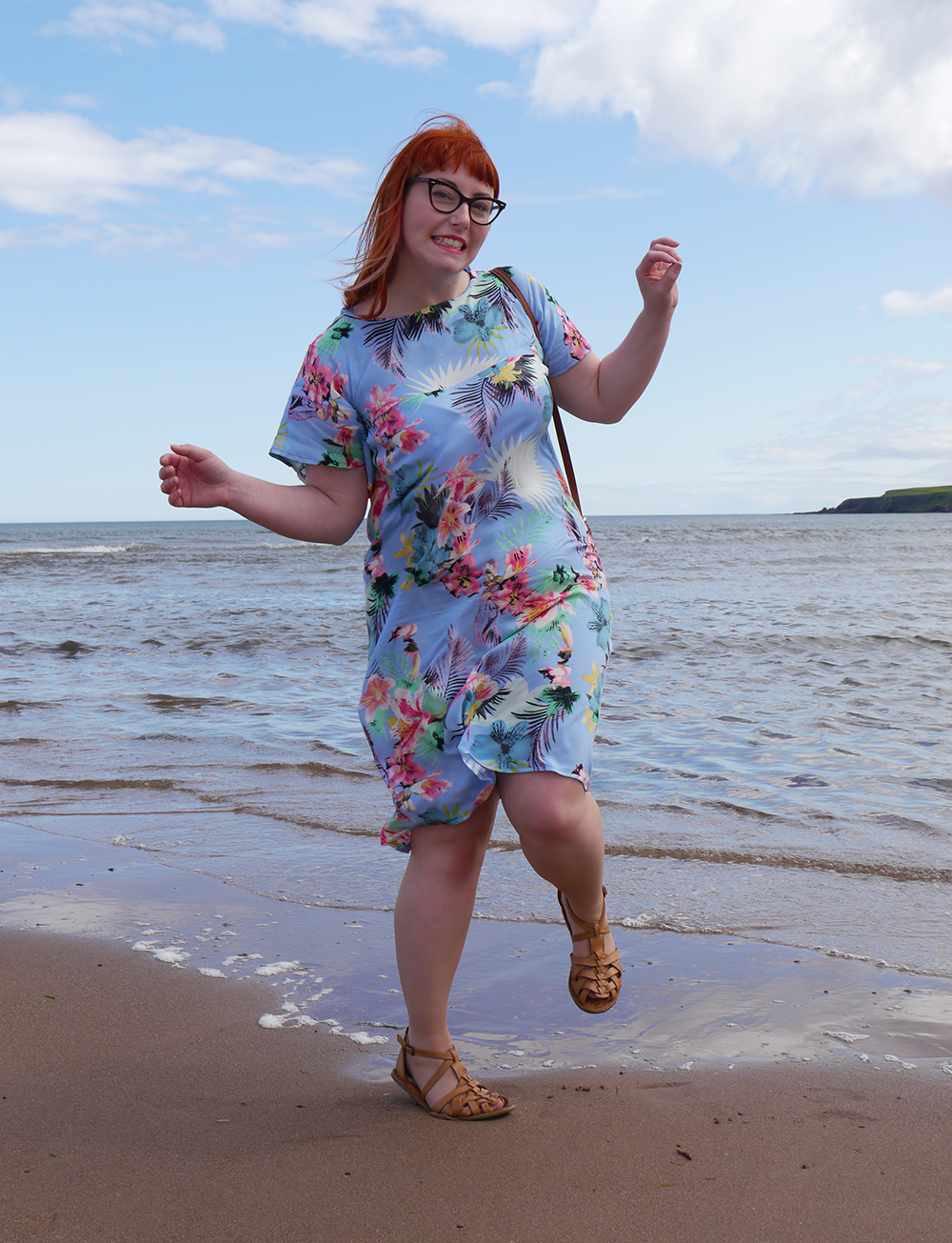 Wave Hopping in a DIY Dress summer style, tropical style, beach style, DIY dress, dressmaking, Styled by Helen: Tropical, red head, ginger, Topshop sandals, Tom Pigeon earrings, The Whitepepper bread bag