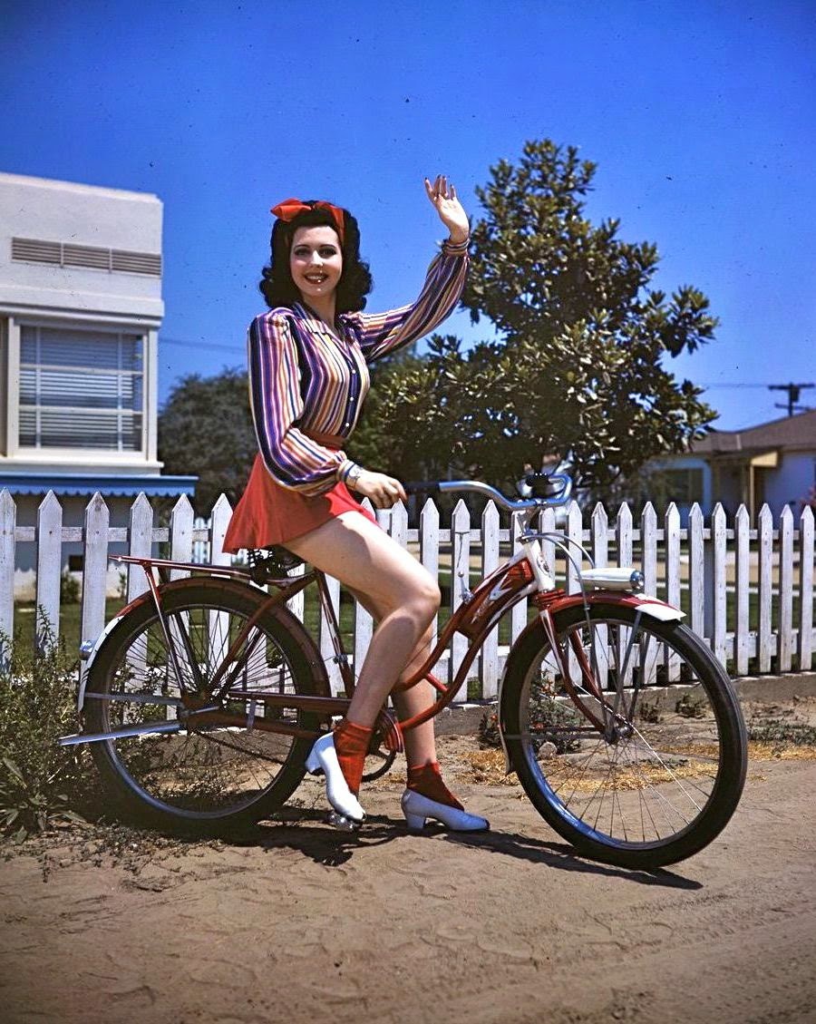 What Did Ann Miller Look Like  in 1946 