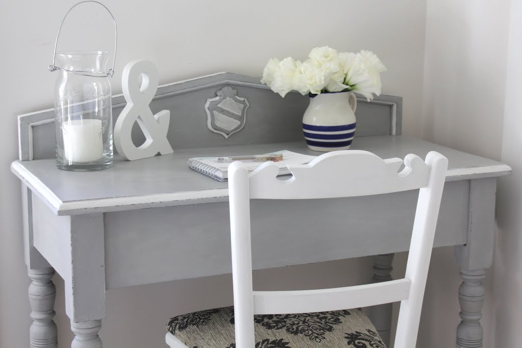 Lilyfield Life Chalk paint doesn't always need distressing