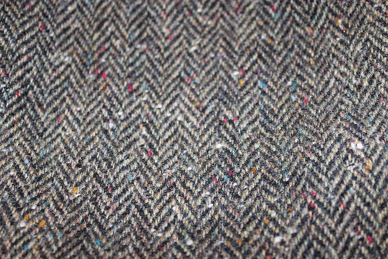 "Tweedland" The Gentlemen's club DONEGAL TWEED