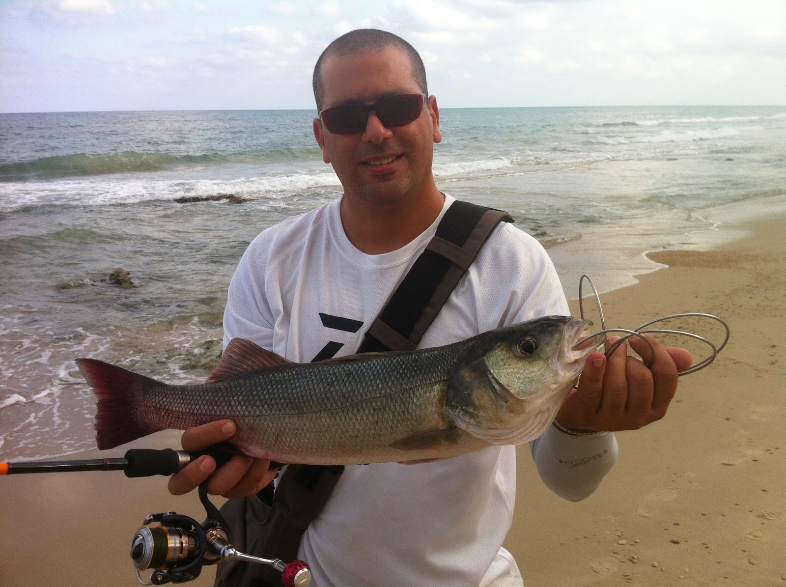 SALTWATER SPINNING IN ISRAEL SEA BASS ULTRA LIGHT FISHING