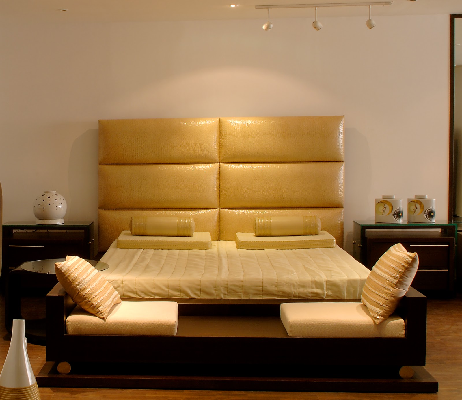 ALL ABOUT FURNITURE MOST EXPENSIVE BEDS BY SAKEELAL HASSANA