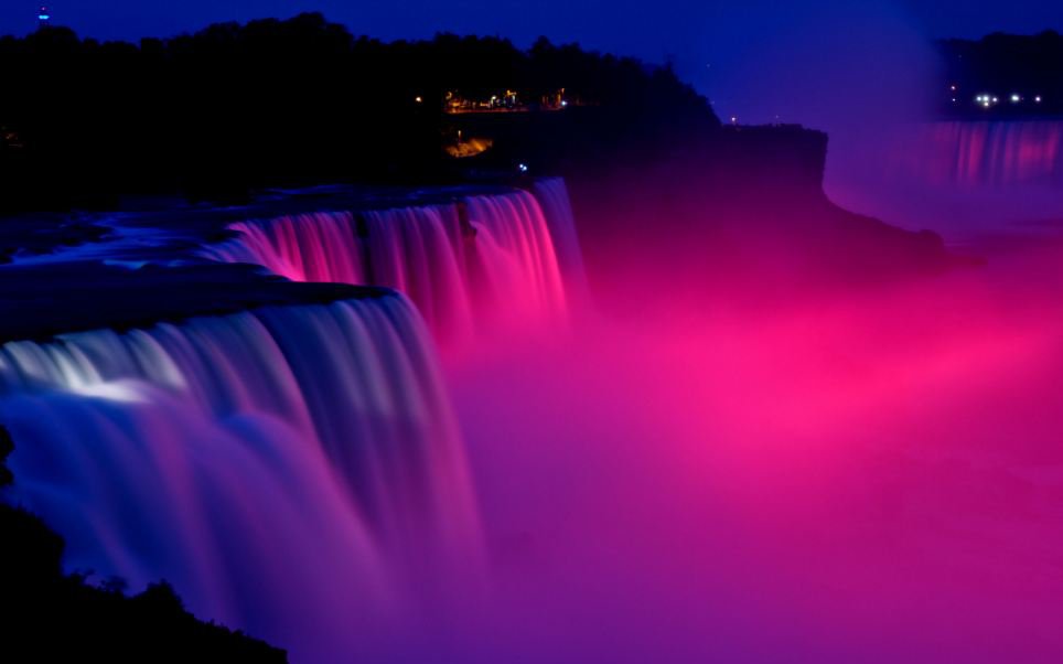 Cantiknya Pertunjukan Fenomena Cahaya Alami Air Terjun Niagara [ www.BlogApaAja.com ]
