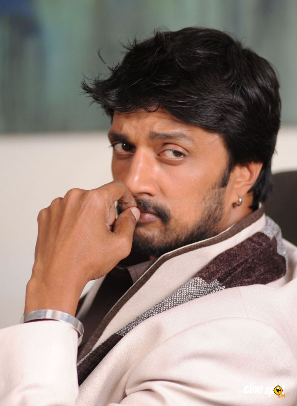 PrabhasMyHero Blog: Sudeep’s crucial cameo in Baahubali