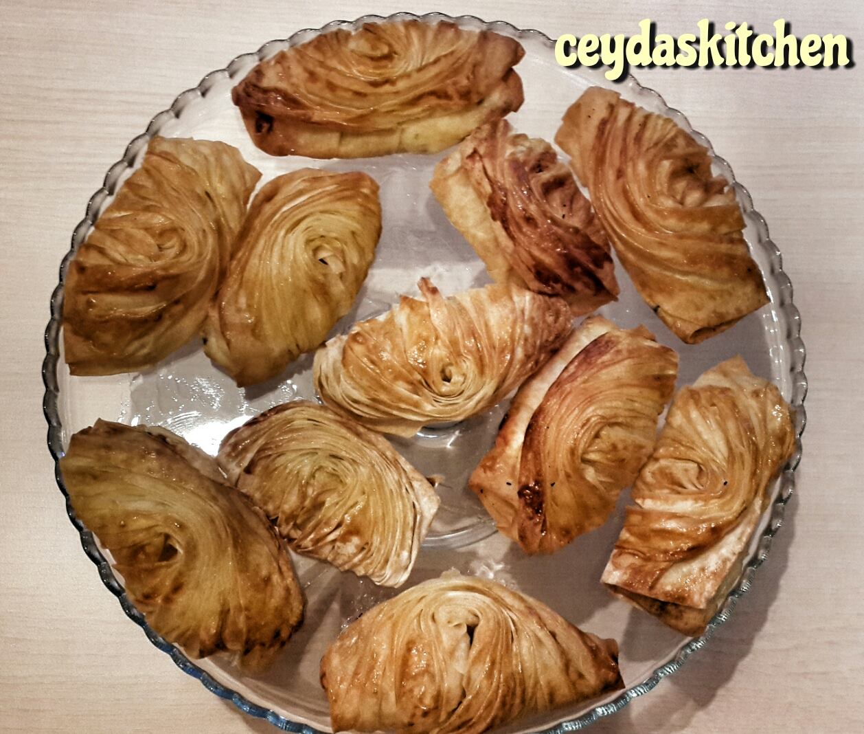 Ceyda'nın Mutfağı♡ İstiridye Börek