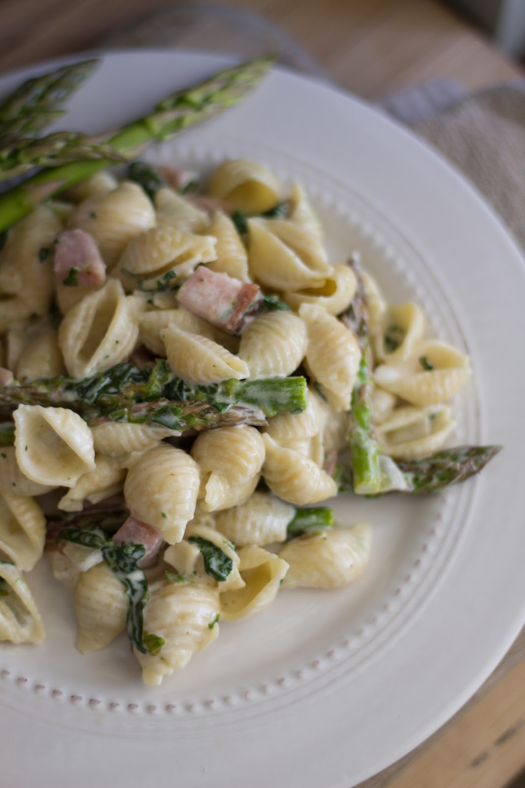 Emmy in her Element Spinach and asparagus pasta with white wine cream