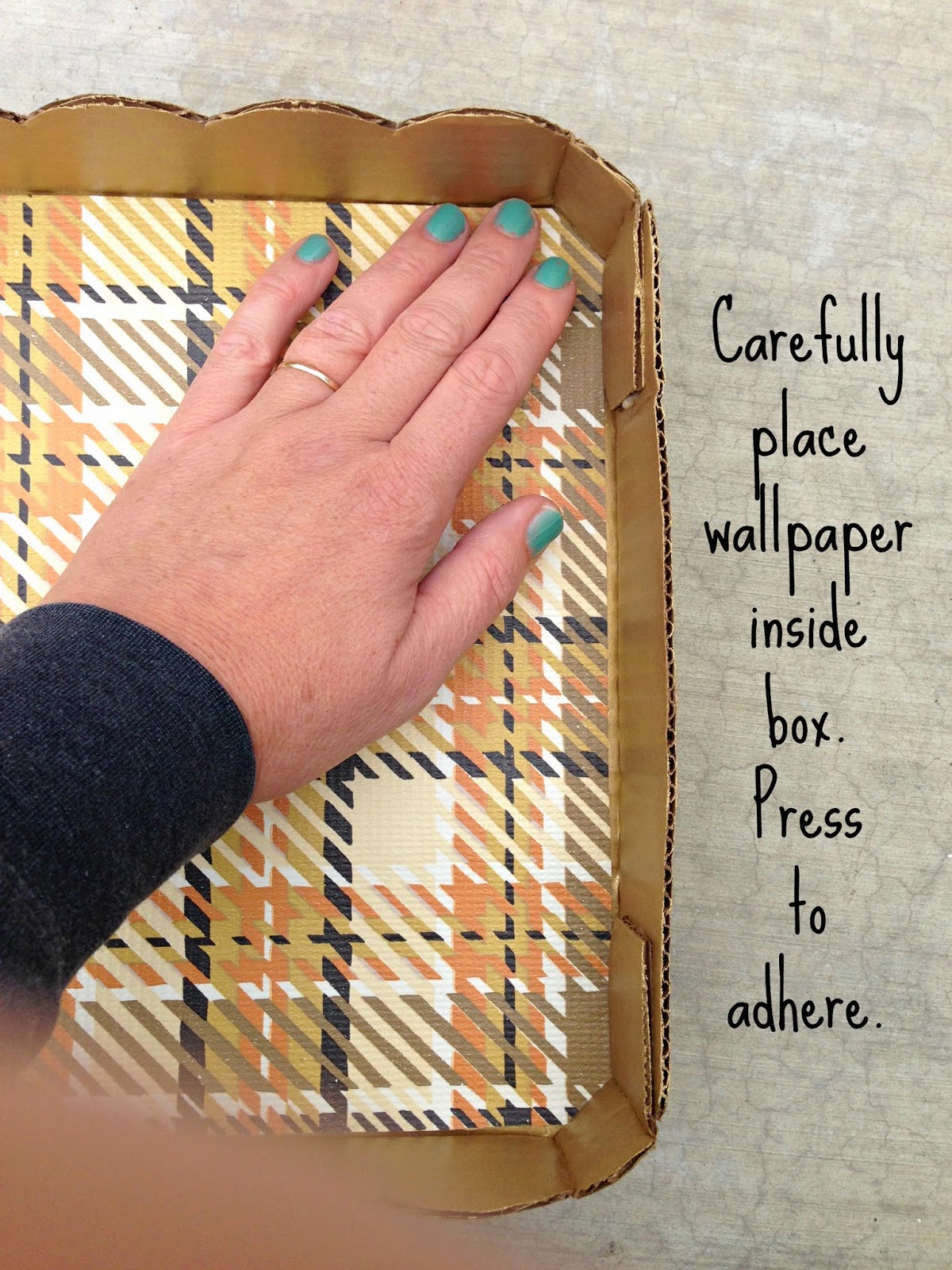 WhiMSy love DIY Cardboard Tray