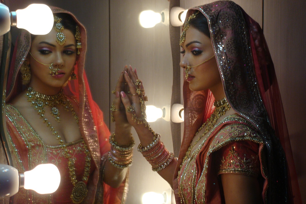 sara loren hot image 5