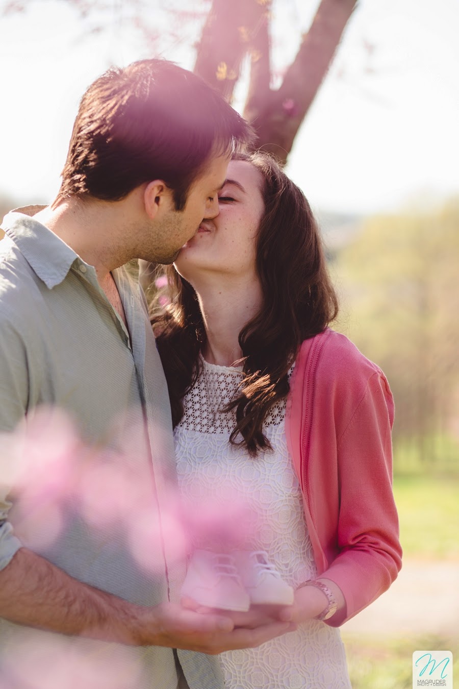 The Camp's Pregnancy Announcement {knoxville pregnancy announcement