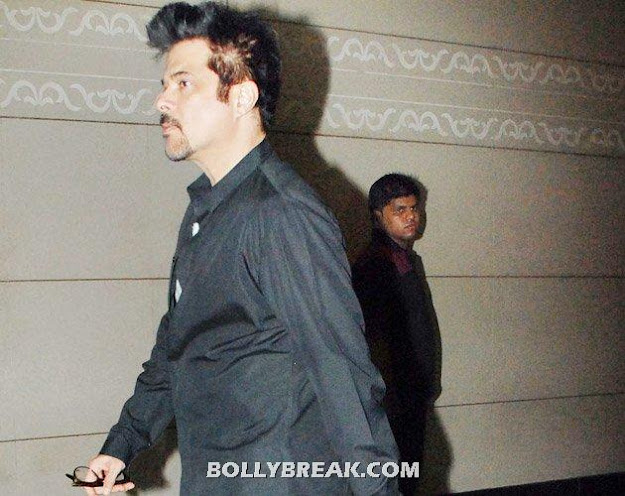 Anil kapoor walking fast - (6) -  Celebrities @ airport
